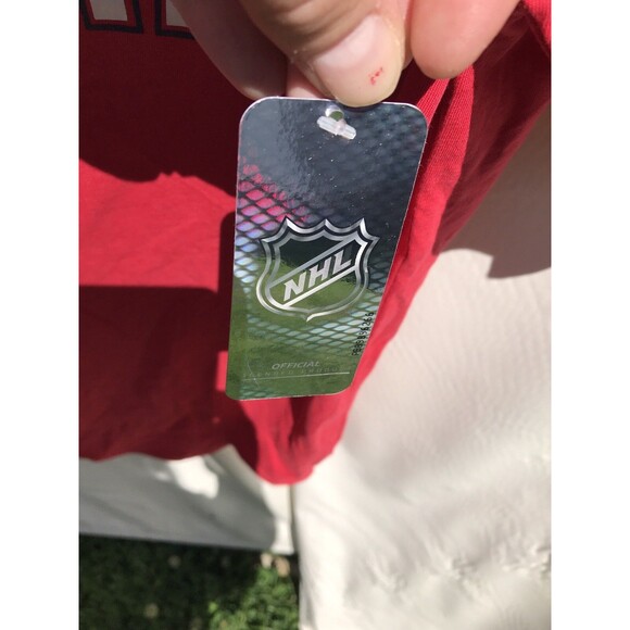 NHL Washington Capitals Short Sleeve- Mens Large - Picture 4 of 5